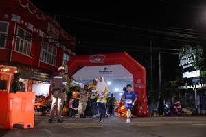 BIB: 
                            <button type="button" onclick="openModal(26259254)" class="btn btn-primary btn-sm float-right btn-popup" data-toggle="modal" data-target=".modal-high-quality">
                        <i class="fas fa-shopping-cart"></i> Add to Cart
                    </button>
                                            <button type="button" onclick="isThisMe(26259254, true)" class="btn btn-success btn-sm float-right btn-popup btn-isme hidden" data-toggle="tooltip" data-placement="bottom" title="นี่คือรูปของคุณใช่ไหม คลิกที่นี่เพื่อเอาเข้าอัลบั้ม">
                        <i class="fas fa-plus"></i> Add to album
                    </button>
                    <button type="button" onclick="isThisMe(26259254, false)" class="btn btn-warning btn-sm float-right btn-popup btn-isnotme hidden">
                        <i class="fas fa-ban"></i> Remove from album
                    </button>